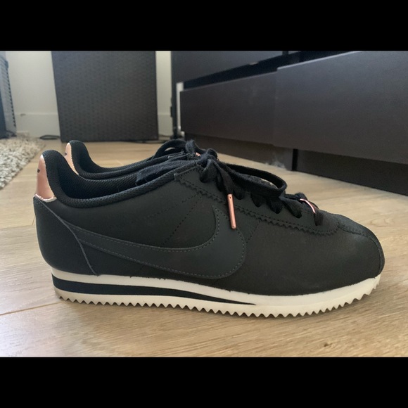 cortez black rose gold